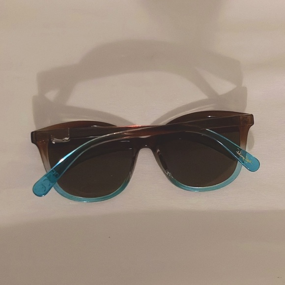 Turquoise and brown sunglasses - Picture 3 of 5